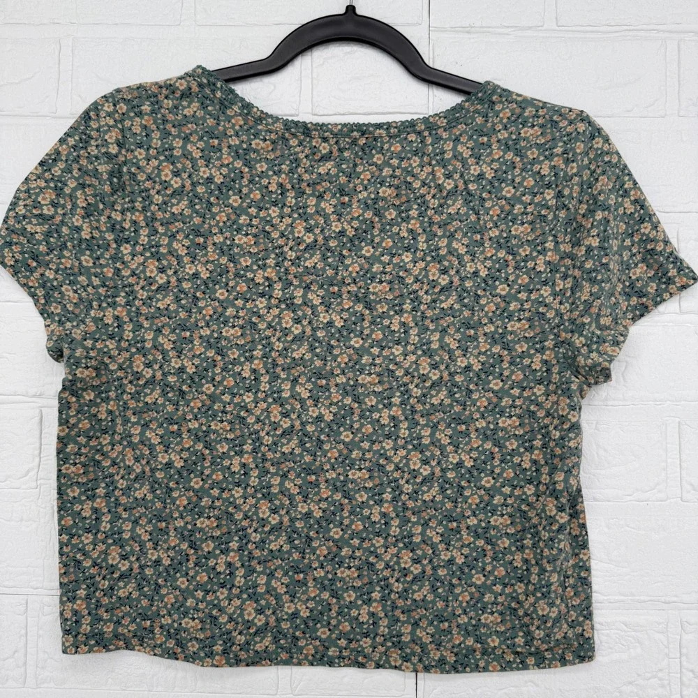 American Eagle Floral Top Womens Large Green Ditsy Print Lace Trim Short Sleeve